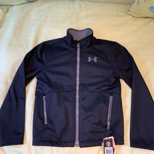 Boys cold gear water resistant coat. YLG